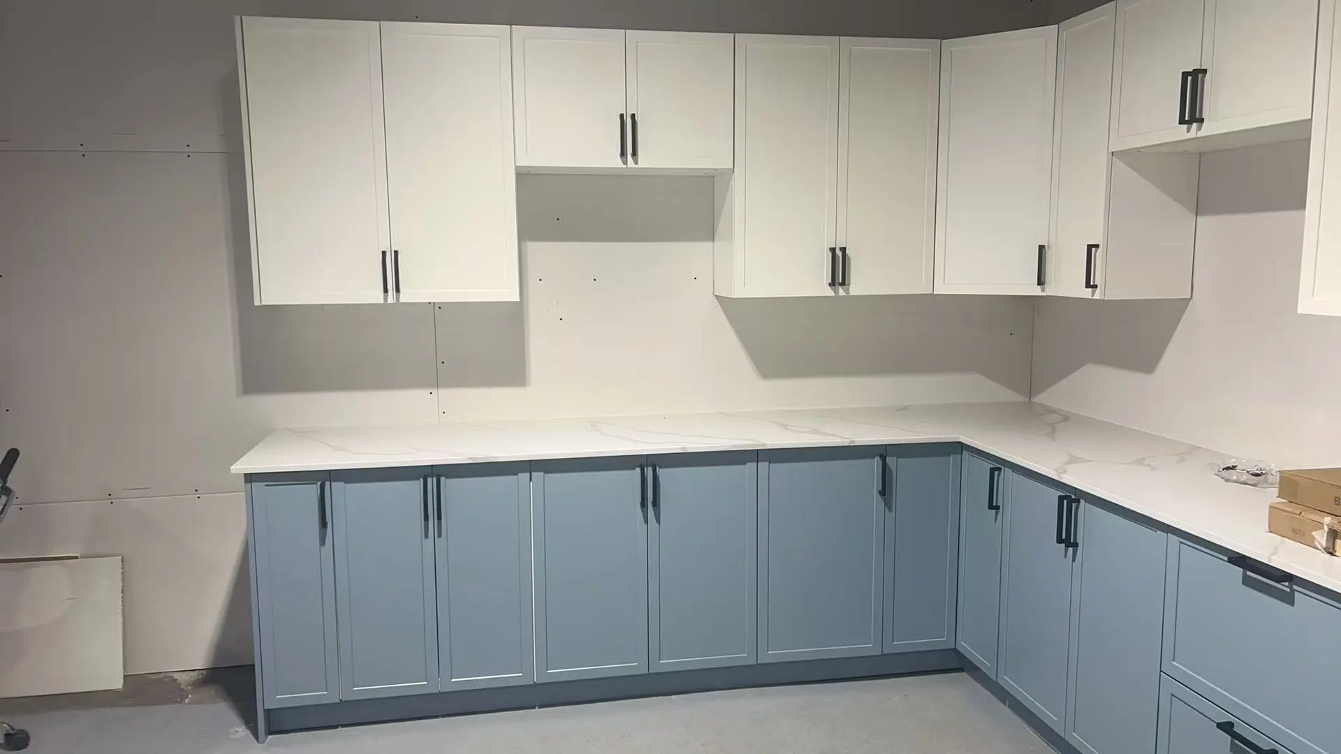 Slime Shaker Grey thumbnail 3